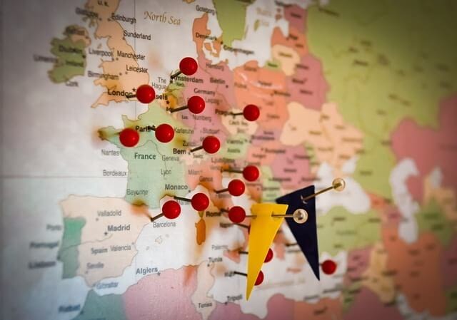 best travel apps logo